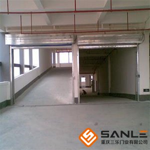 車(chē)庫(kù)安裝防火卷簾門(mén)